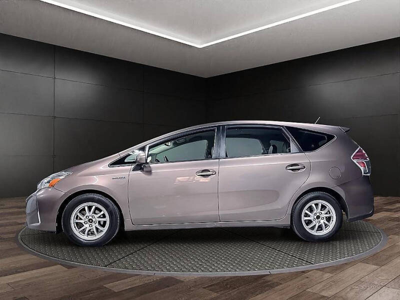 2016 Toyota Prius v
