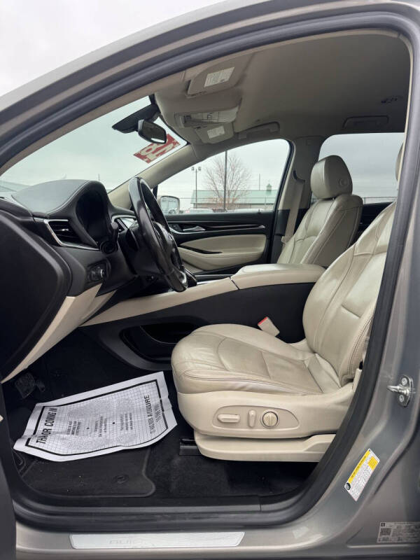 2018 Buick Enclave Essence