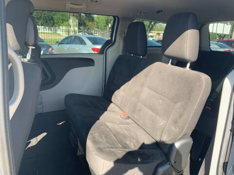 2017 Dodge Grand Caravan SE