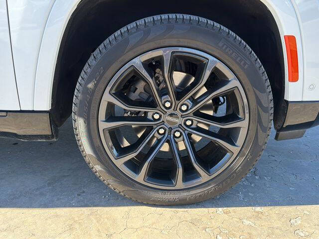 2024 Jeep Grand Wagoneer Series III