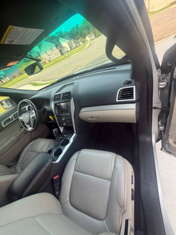 2012 Ford Explorer XLT
