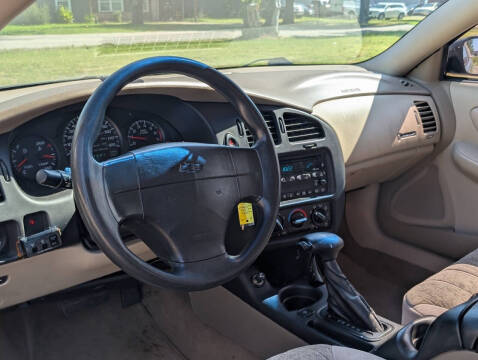 2001 Chevrolet Monte Carlo LS