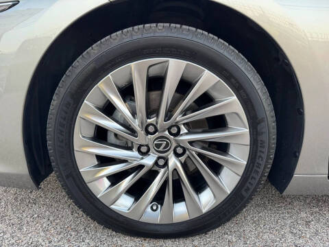 2021 Lexus ES 350 Ultra Luxury