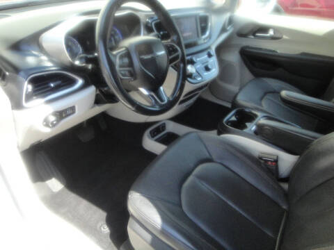 2020 Chrysler Pacifica Touring L