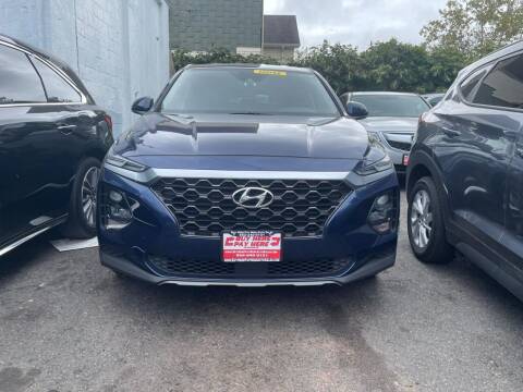 2019 Hyundai Santa Fe for sale at BHPH AUTO SALES in Newark NJ