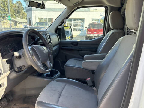 2013 Nissan NV 1500 S