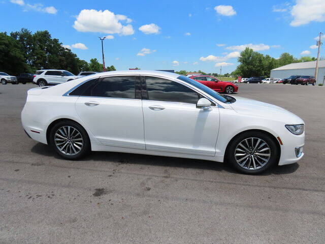 2017 Lincoln MKZ for sale at Modern Automotive Group LLC in Lafayette, TN