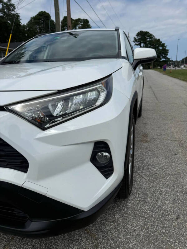 2019 Toyota RAV4 XLE Premium