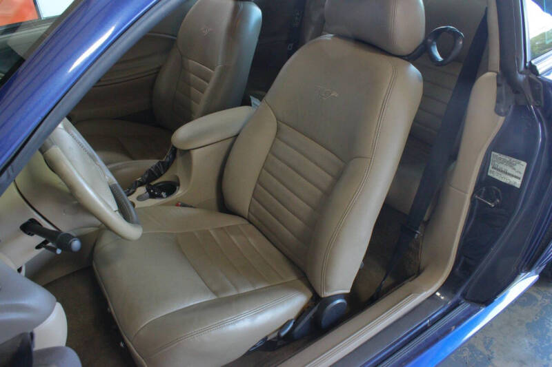 2003 Ford Mustang