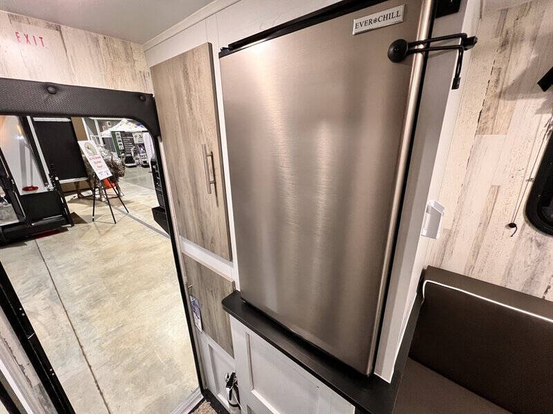 2025 Travel Lite 775X