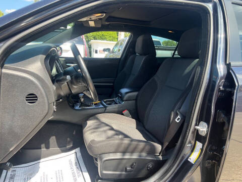 2019 Dodge Charger SXT