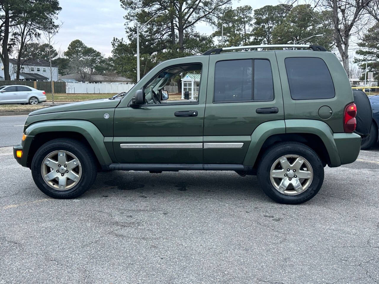 2007 Jeep Liberty for sale at CarMood in Virginia Beach, VA