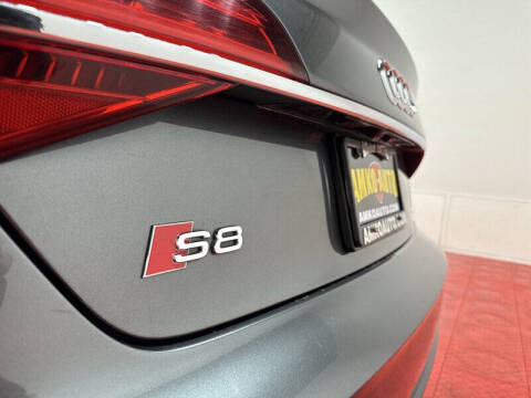 2015 Audi S8 4.0T quattro