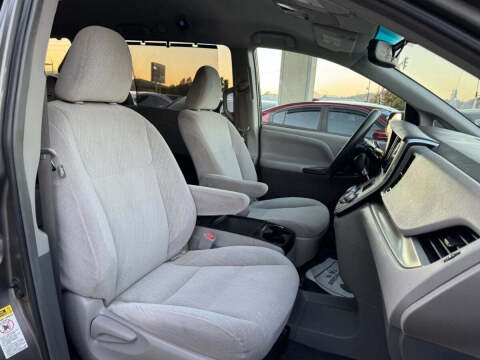 2017 Toyota Sienna