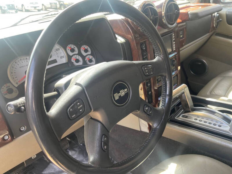 2004 HUMMER H2