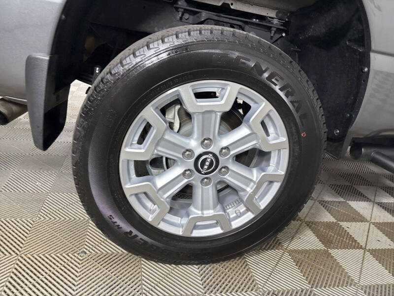 2024 Nissan Titan XD SV