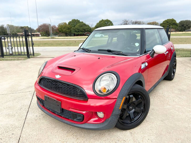 2011 MINI Cooper for sale at Texas Luxury Auto in Cedar Hill TX