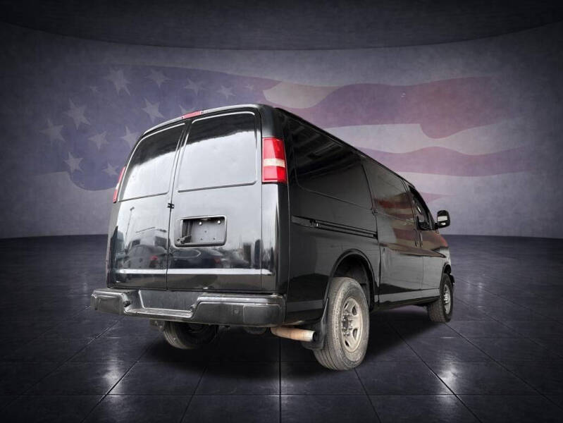 2018 Chevrolet Express 2500
