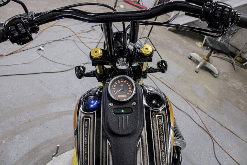 2012 Harley-Davidson Dyna Street Bob