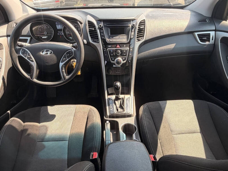 2017 Hyundai Elantra GT