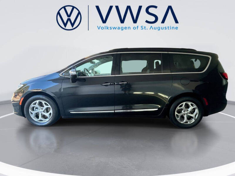 2023 Chrysler Pacifica Limited