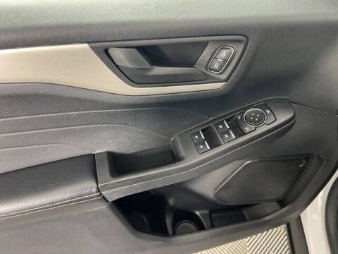 2022 Ford Escape S