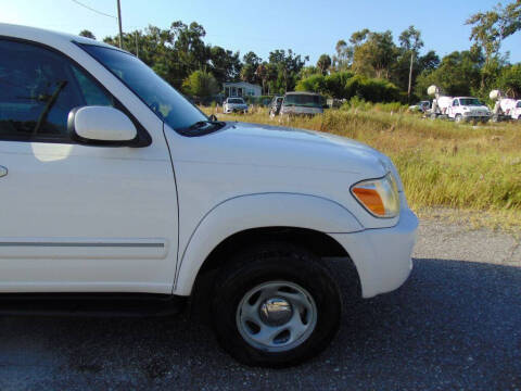 2005 Toyota Sequoia SR5