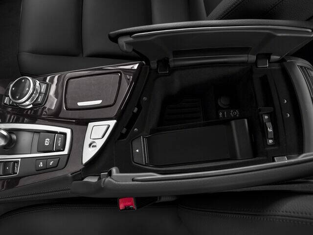 2016 BMW 5 Series 528i