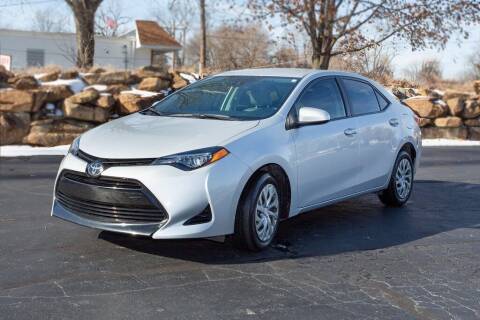 2019 Toyota Corolla for sale at CROSSROAD MOTORS in Caseyville IL