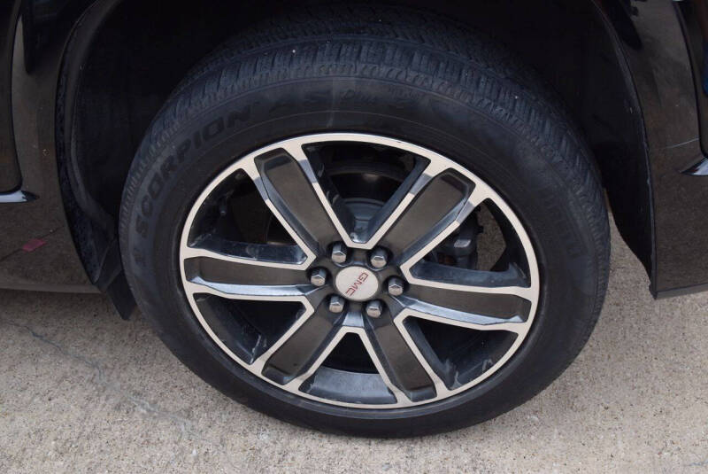2018 GMC Acadia Denali