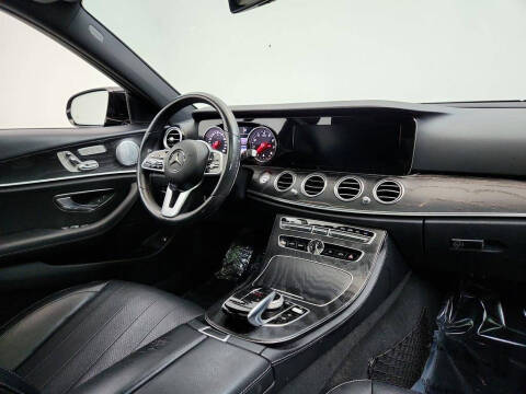 2019 Mercedes-Benz E-Class E 300
