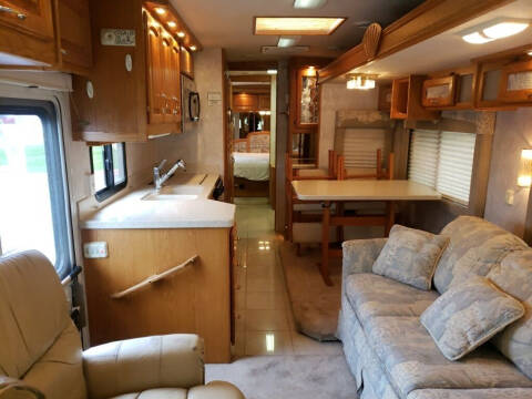 1999 Freightliner XC Chassis