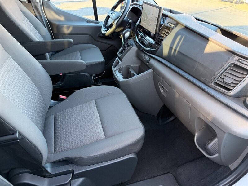 2023 Ford Transit 350 XLT