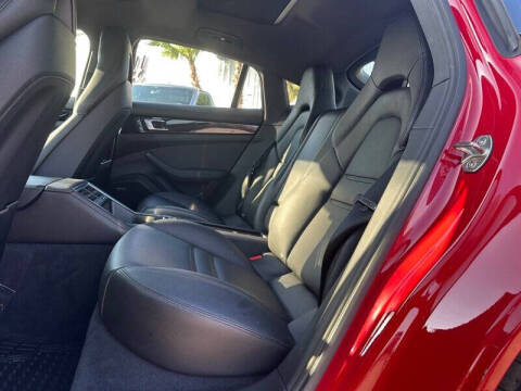 2017 Porsche Panamera 4S