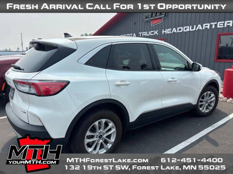 2020 Ford Escape SE