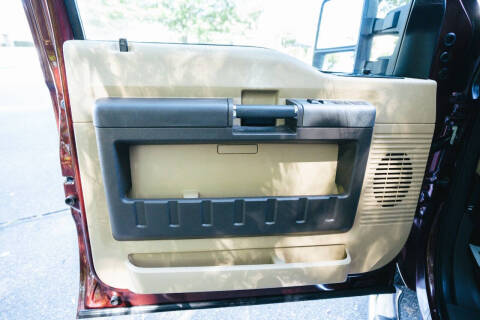 2011 Ford F-350 Super Duty Lariat