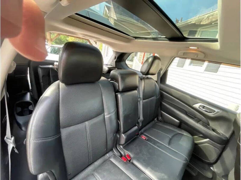 2013 Nissan Pathfinder Platinum