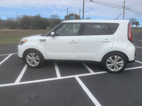 2016 Kia Soul +