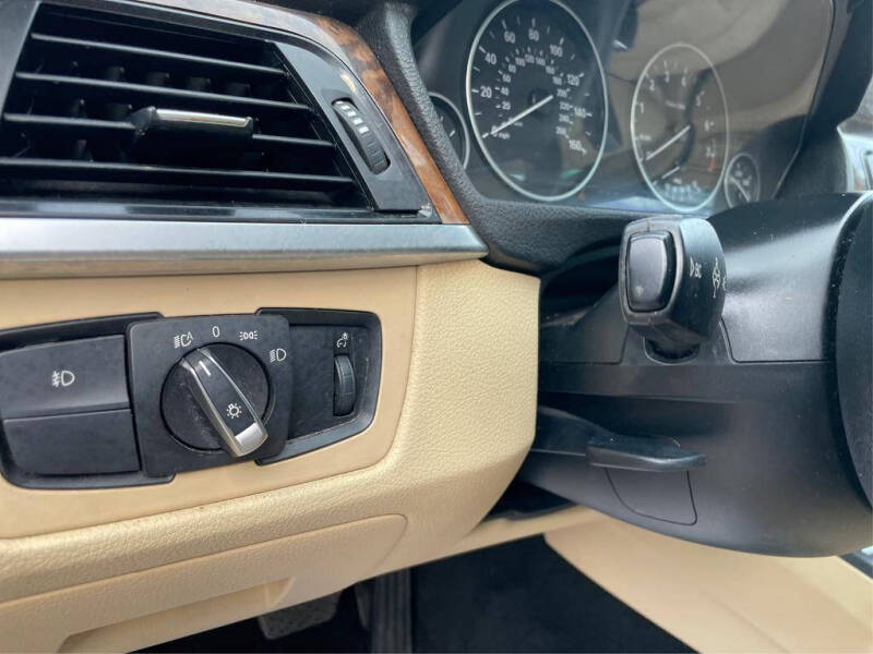 2015 BMW 3 Series 328i