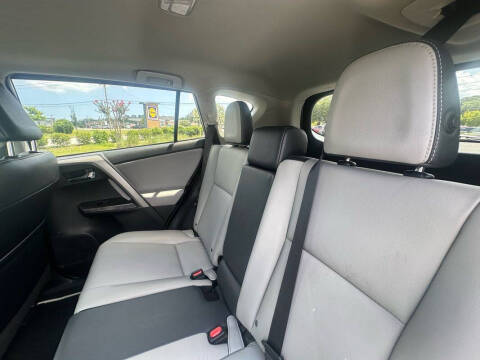 2017 Toyota RAV4 Platinum