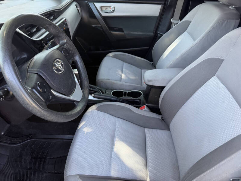 2017 Toyota Corolla LE