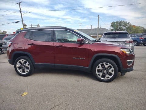 2020 Jeep Compass for sale at Dave's Car Corner in Hartford City IN