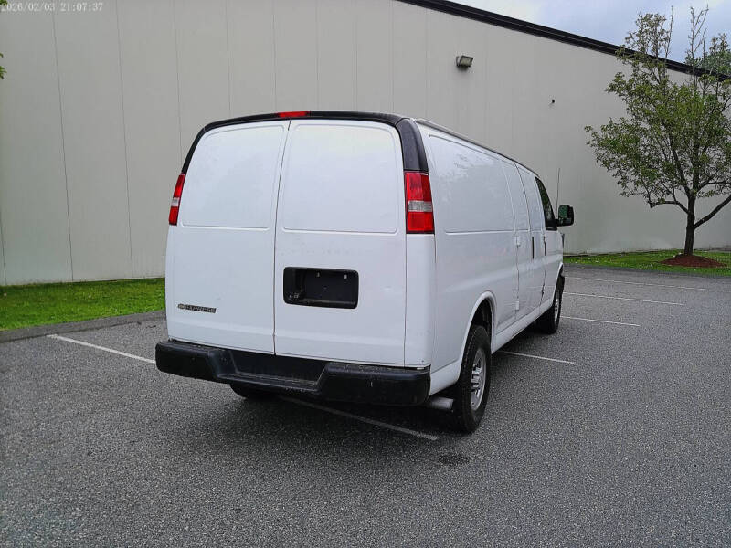 2019 Chevrolet Express 2500