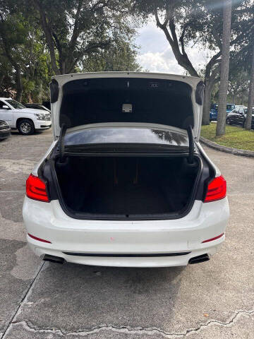 2018 BMW 5 Series 540i