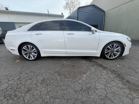 2017 Lincoln MKZ Reserve