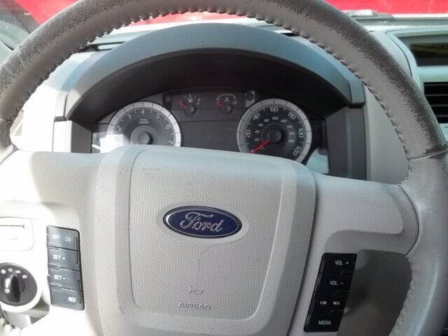 2009 Ford Escape XLT