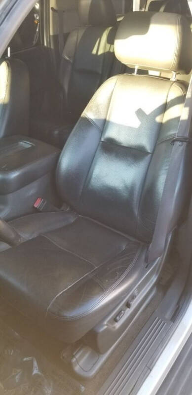 2011 GMC Yukon XL SLT