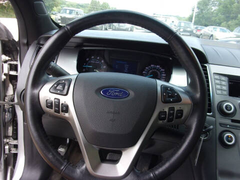 2015 Ford Taurus SEL