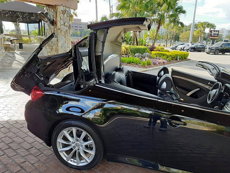 2014 Infiniti Q60 Convertible