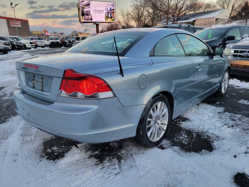 2008 Volvo C70 T5